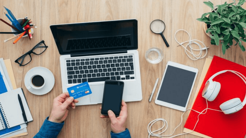 Singapore’s Digital Tech Boom: How Online Electronics Shopping Is Changing the Way